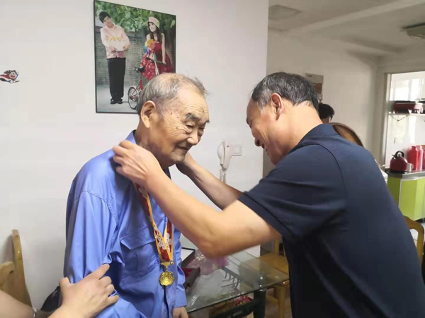 1572693523.jpg 5584bdc07b4c488baac620ed23684f2c.jpg