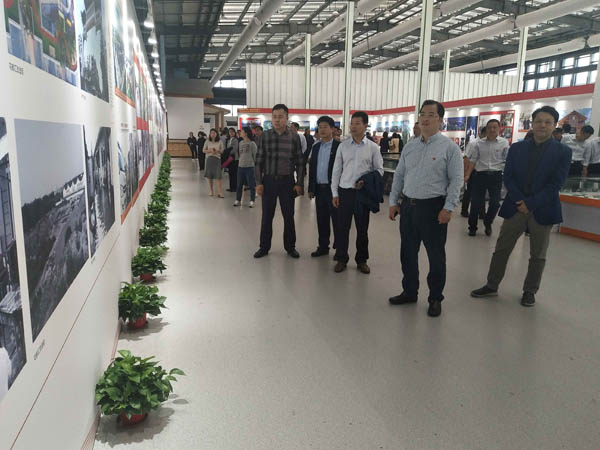 1572697178.jpg 99c57708808845f4bebb36c0221606d8.jpg