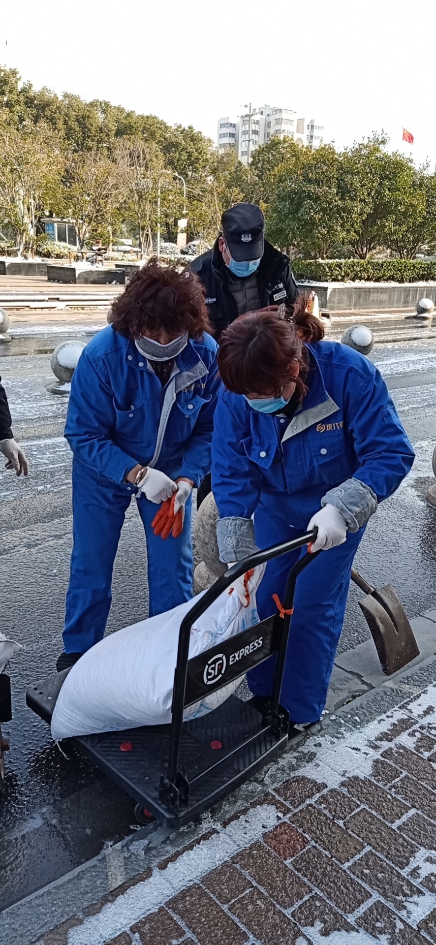 1581842927873918.jpg 7604787f2926f95e61aeff998ee8824.jpg