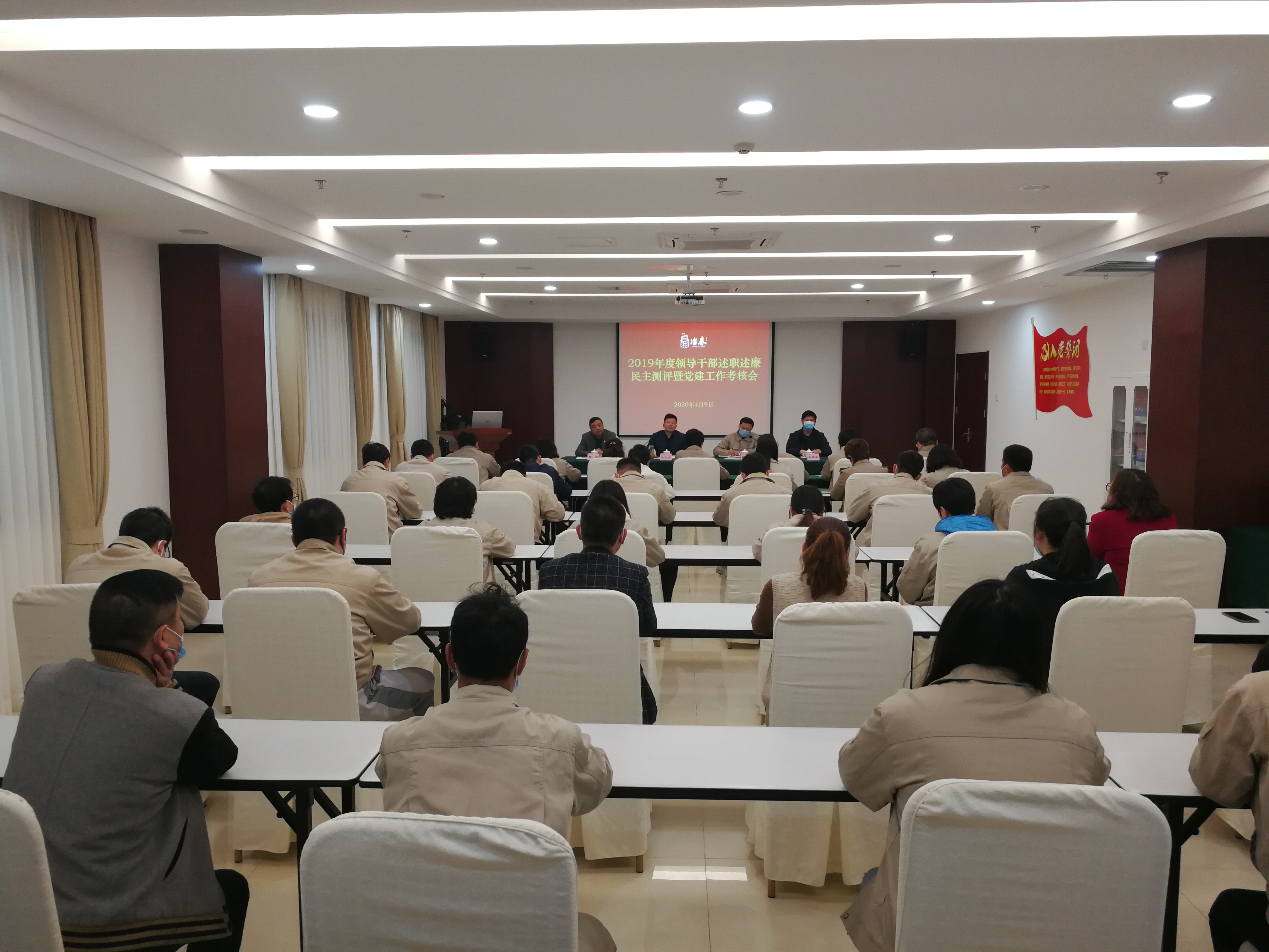 1586858075120227.jpg 03df411265397a52e794791577565d7.jpg