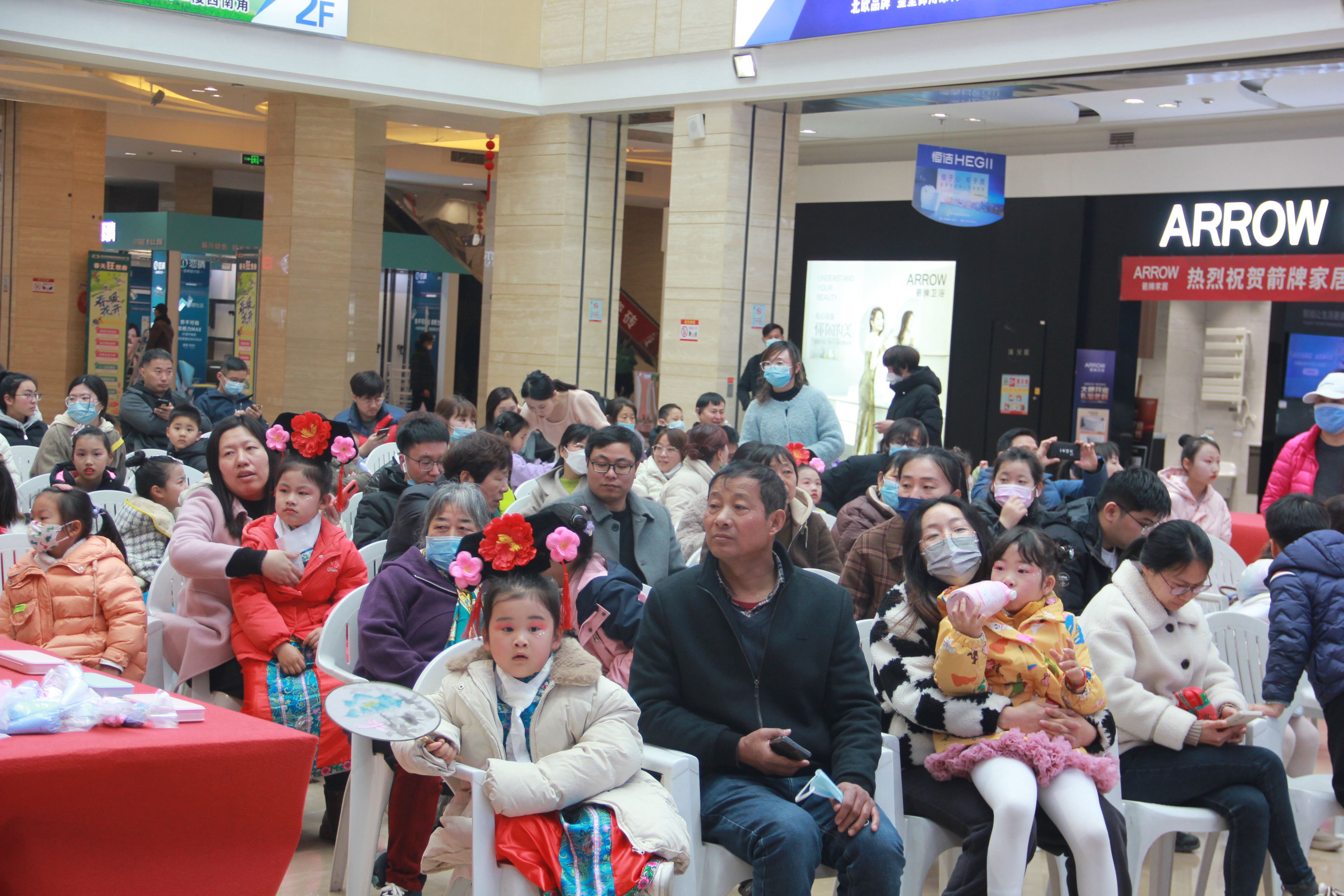 揚(yáng)州商城成功承辦“‘城’心‘誠’意 共話美好生活 ”主題親子活動(6).jpg