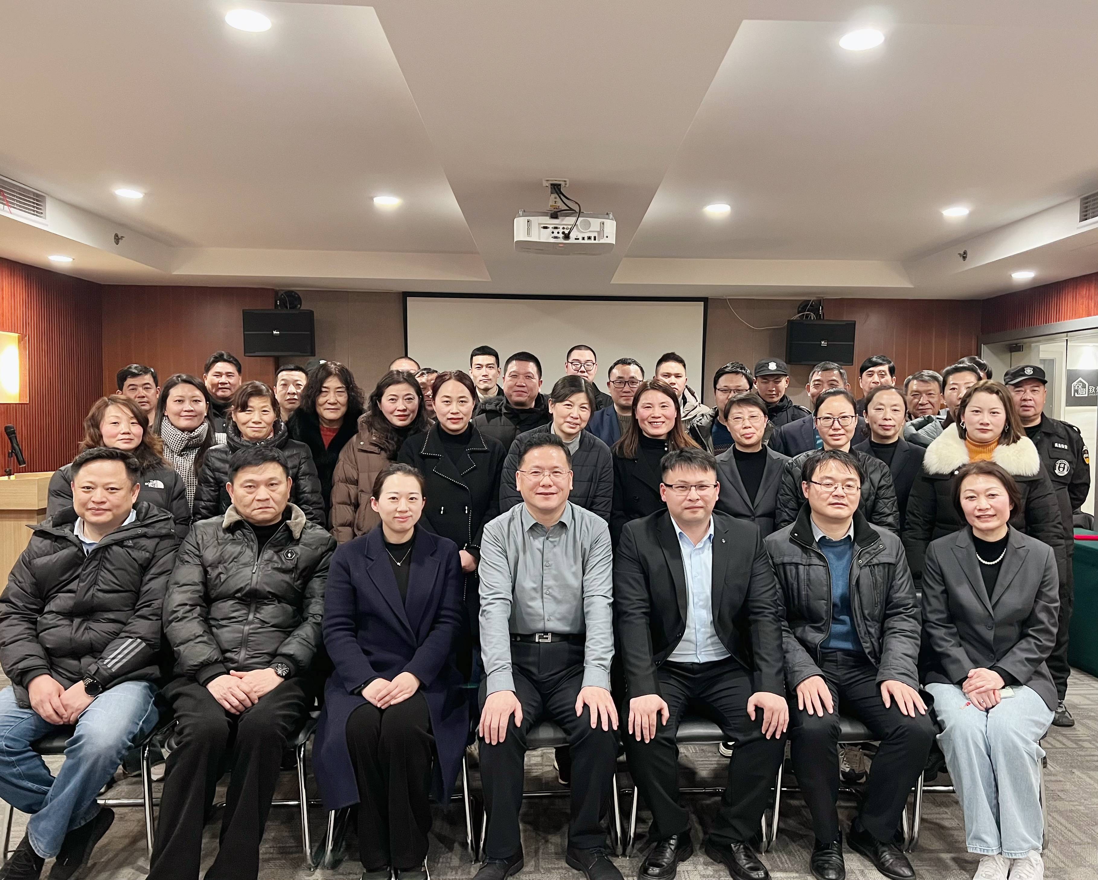 1708336742255838.jpg b4b8ab3a4db9a5c91e2957adb50ec91(1).jpg