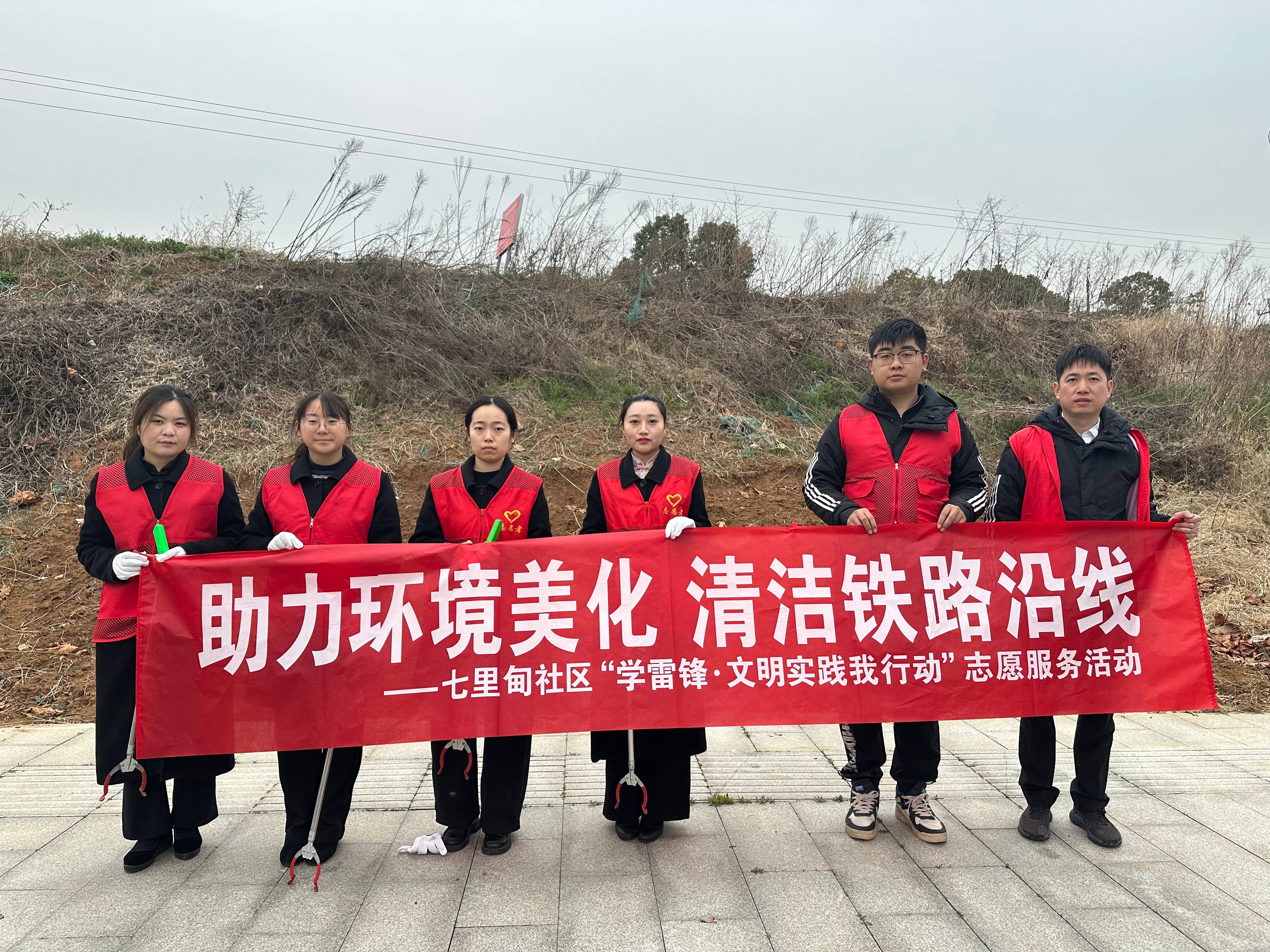 1710483320782473.jpg 0e40727eb50ec4acd37d8d32eef86e4(1).jpg