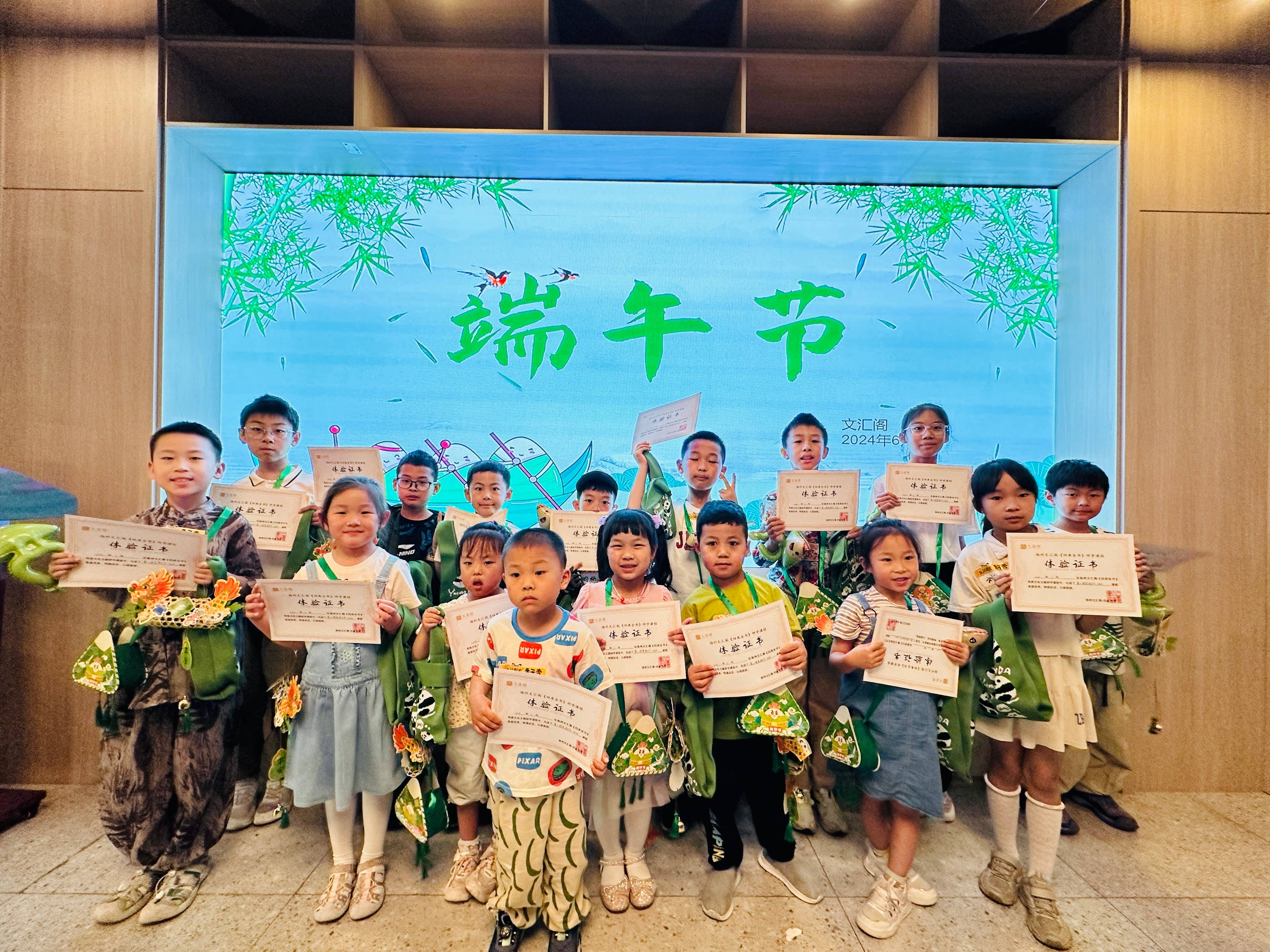 1718093937374450.jpg 9ad6299185015aeb334403d7c092ccb(1).jpg