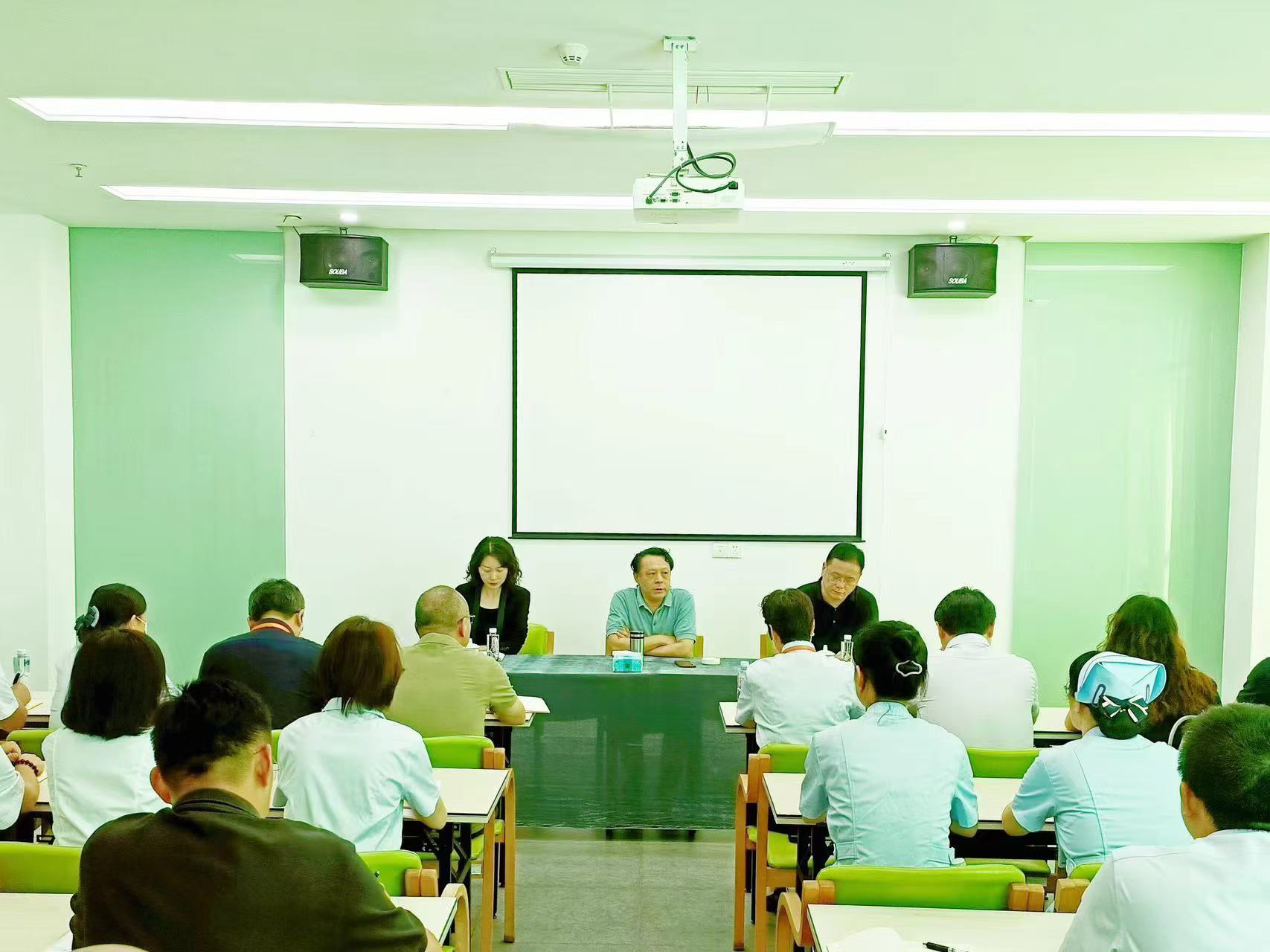 1727060698133934.jpg ade7bf59d59870b2b364cad9e3b4f4c.jpg