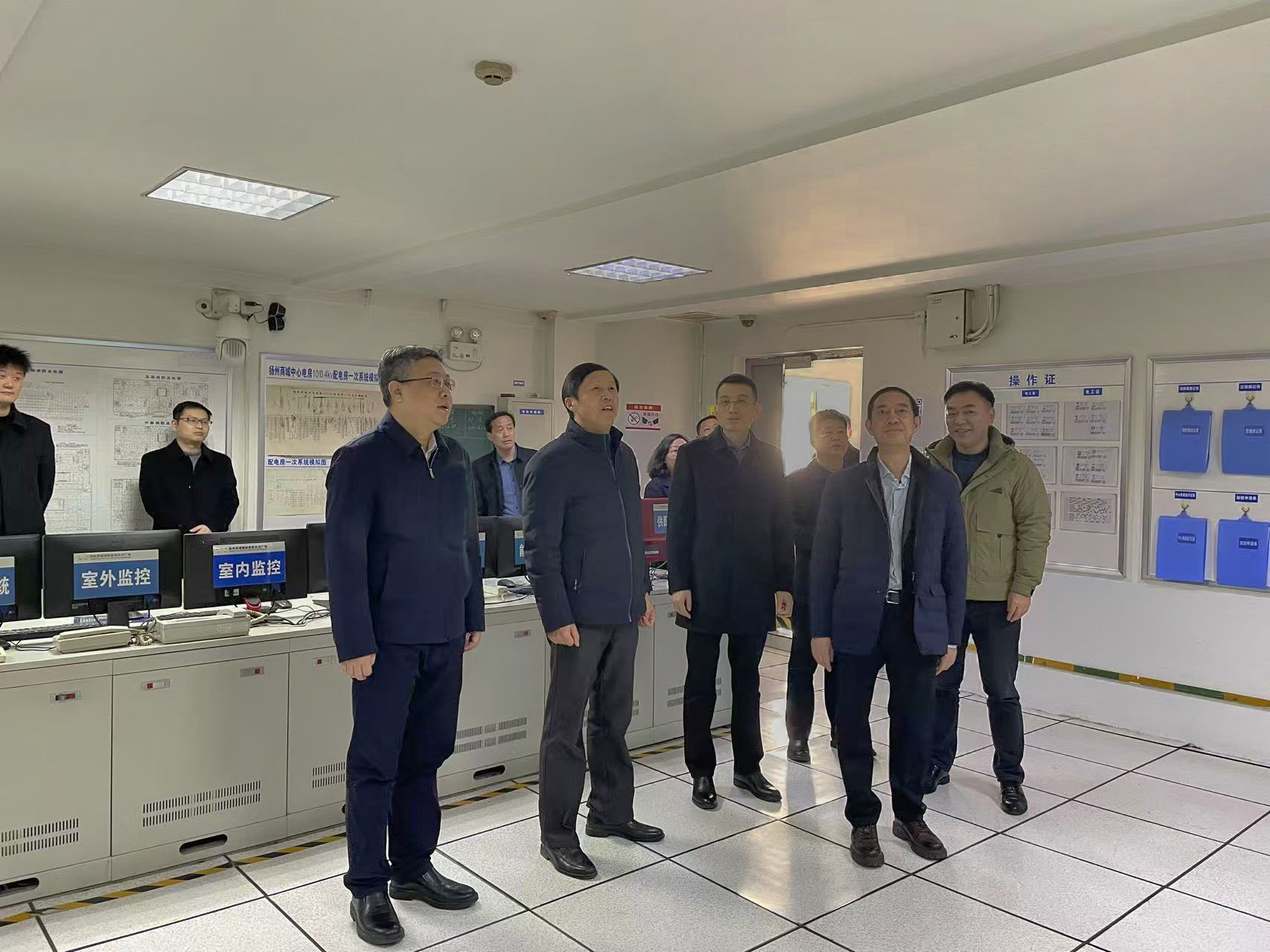 1739959125263179.jpg b6b6b4823d8198e89562b1ce61a3ac9.jpg